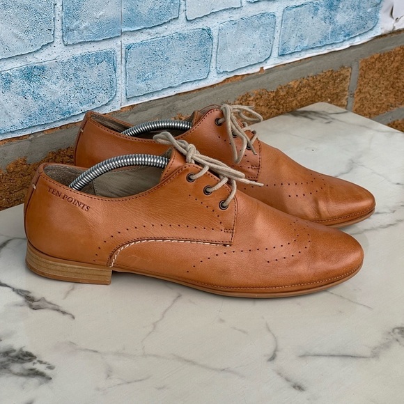 ten points Shoes - TEN POINTS VERA LACED SHOES SIZE 39/8